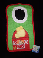 Barnyard Pullover Bib With Washcloth